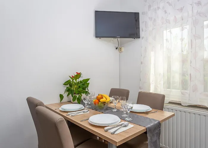 Stunning In Krk With Kitchen *