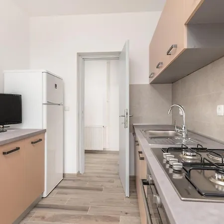 Stunning In Krk With Kitchen Apartment *