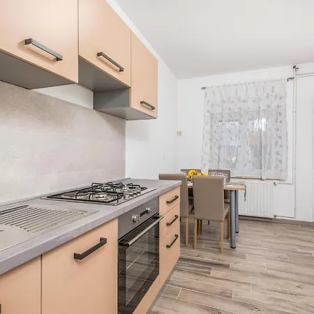 Stunning In Krk With Kitchen Apartment
