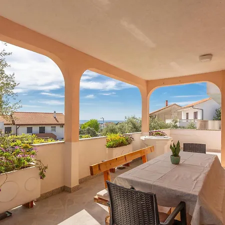 Stunning In Krk With Kitchen *